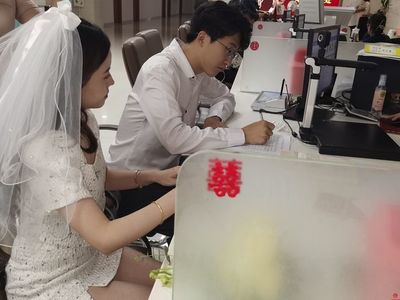 七夕情人节官宣幸福 历下民政为爱服务婚姻登记